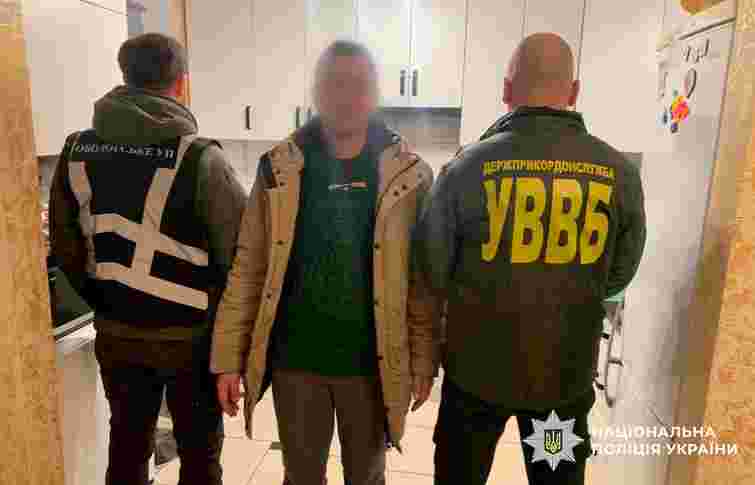 У Києві затримали підприємця за постачання прикордонникам неякісних грілок на понад 5 млн грн