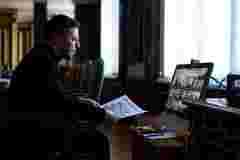 Зеленський доручив переговорній команді організувати зустріч з Путіним у Женеві