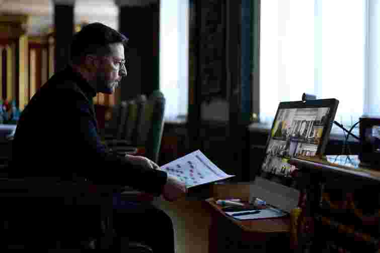 Зеленський доручив переговорній команді організувати зустріч з Путіним у Женеві