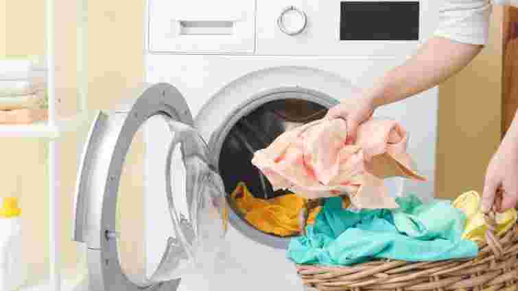 Відсік чи барабан: куди потрібно заливати гель для прання