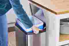 Естетика понад усе: 6 практичних і стильних ідей, як заховати сміттєве відро на кухні