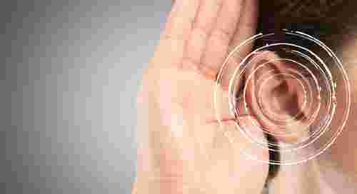 Хвороба Альцгеймера: чому найменша втрата слуху має насторожити