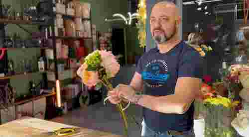 «Від фронту до екзотичних букетів»