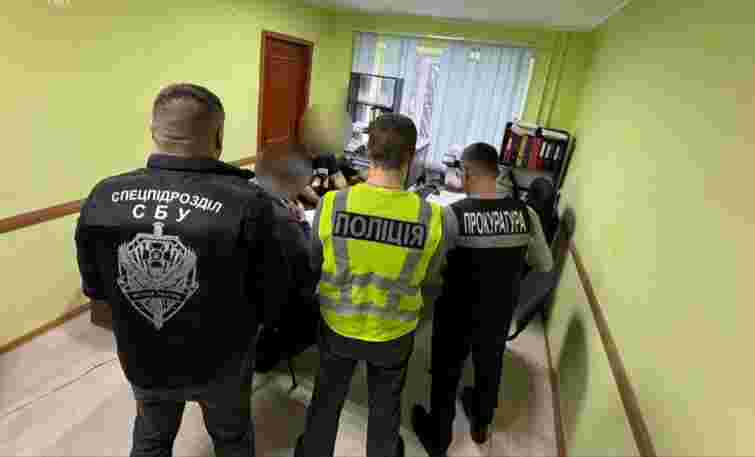 На Буковині викрили медиків, які оформлювали військовозобов’язаним інвалідність за гроші