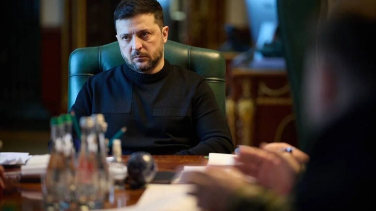 Володимир Зеленський заявив, що США та Росія мають однакову вимогу щодо Донбасу