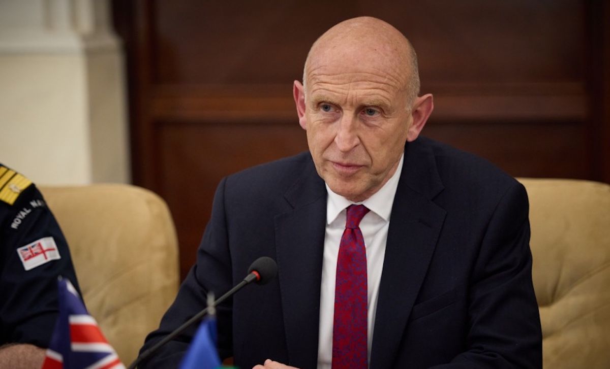 Міністр оборони Великої Британії підтвердив намір направити військових до України