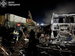 Росіяни вночі вдарили по Україні балістичною ракетою та дронами, є загиблі й постраждалі