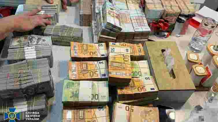 На Львівщині винесли вирок офіцеру у справі розкрадання 64 млн грн при закупівлі авто