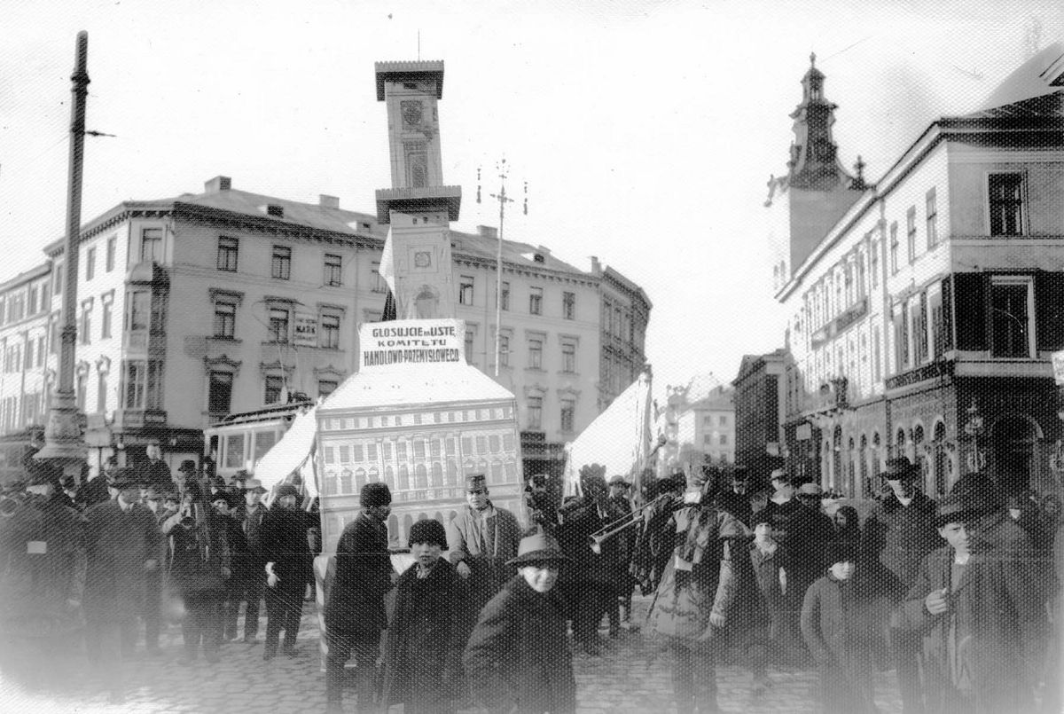 Агресивна полонізація Львова за часів Австро-Угорщини. Перші вибори до львівської міськради 