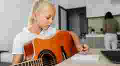 У людини «музичний» чи «музикальний» слух: чим відрізняються ці слова