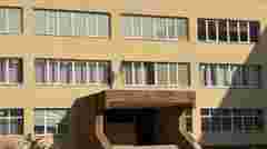 У ліцеї Дніпра стався вибух під час показу боєприпасів, діти отримали травми