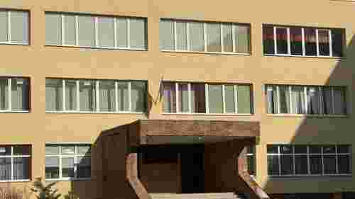 У ліцеї Дніпра стався вибух під час показу боєприпасів, діти отримали травми