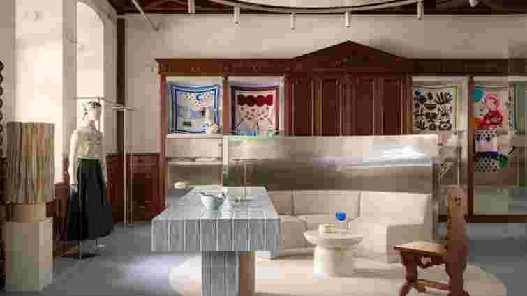 Колишнє посольство Панами в Києві перетворили на сучасний шоурум