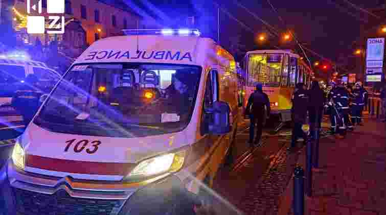 Водійці львівського трамвая винесли вирок за наїзд на чоловіка, що призвело до ампутації ніг