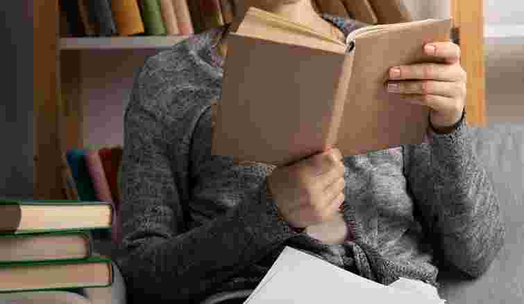 Оксиморон, травестія, рефрен: які терміни треба знати до НМТ-2026 з української літератури