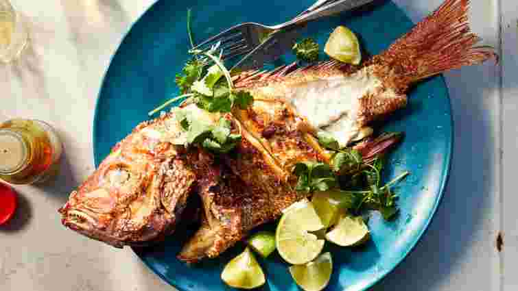 Лише одна спеція врятує від рибного запаху під час смаження