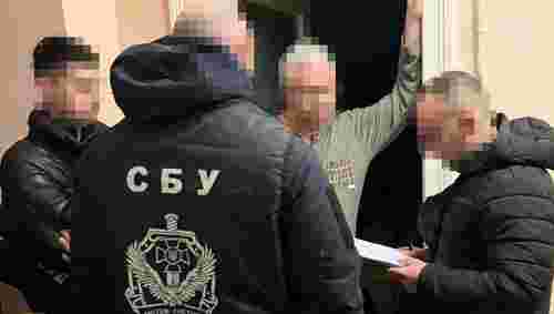 СБУ затримала голову та членкиню ВЛК у Пустомитах за списання ухилянтів