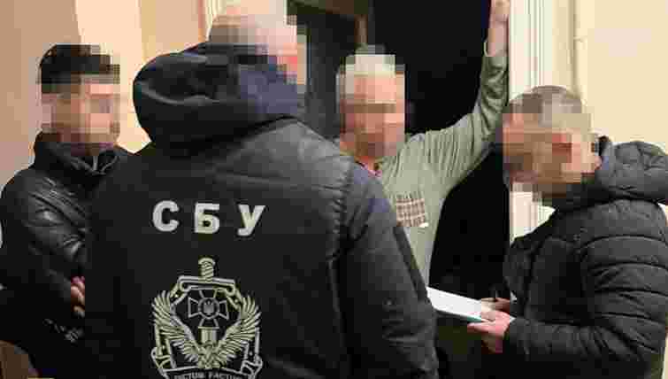 СБУ викрила голову та членкиню ВЛК у Пустомитах на списанні ухилянтів