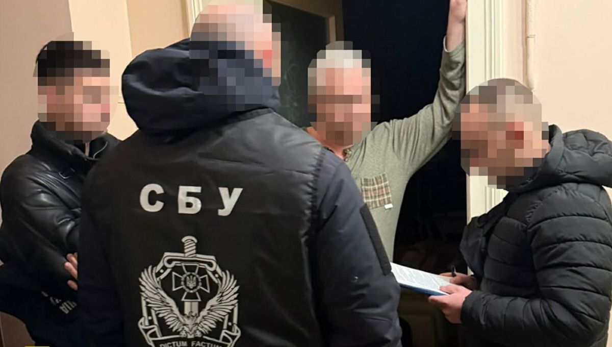 СБУ викрила голову та членкиню ВЛК у Пустомитах на списанні ухилянтів