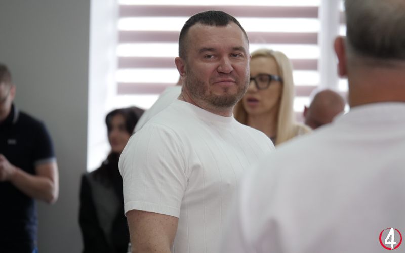 Помічник-консультант секретаря Рівненської міської ради Тарас Максименко 