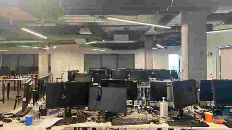 На Дніпропетровщині викрили шахрайські кол-центри на понад 1500 робочих місць 