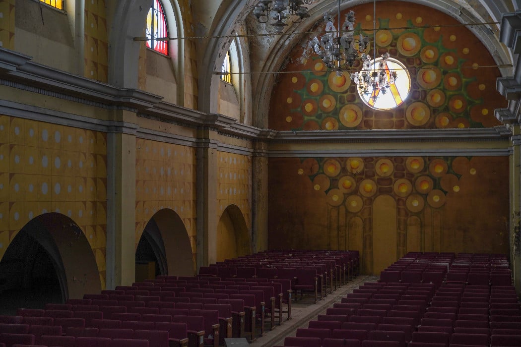 Інтер'єр колишнього храму (фото Мирослави Ляхович, 2018)