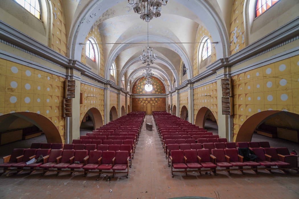 Костел став актовим залом (фото Мирослави Ляхович, 2018)