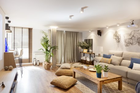 Приберіть це негайно: як позбутися відчуття хаосу у вітальні