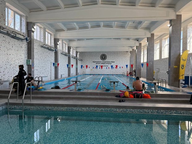 У Львові відкрили перший 25-метровий інклюзивний басейн