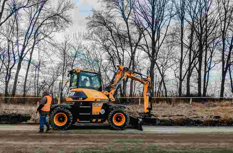 Стали відомі прізвища підозрюваних у розкраданні 37 млн грн під час ремонту траси на Закарпатті