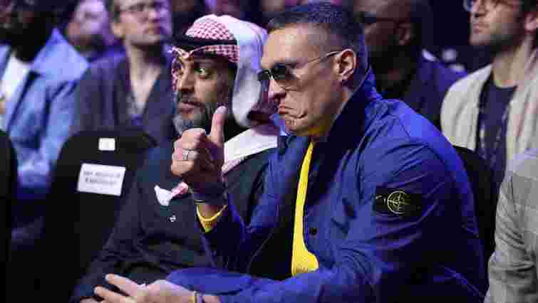 Усик офіційно проведе захист поясу WBC проти легендарного кікбоксера 