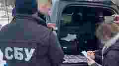 Підприємець з Львівщини за 15 тис. доларів організовував втечу ухилянта за кордон