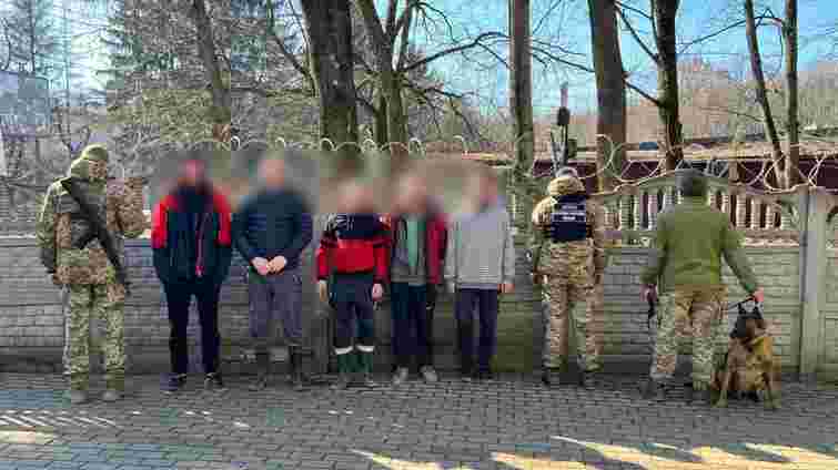 Під час спроби втечі в ЄС затримали бригаду будівельників із Закарпаття