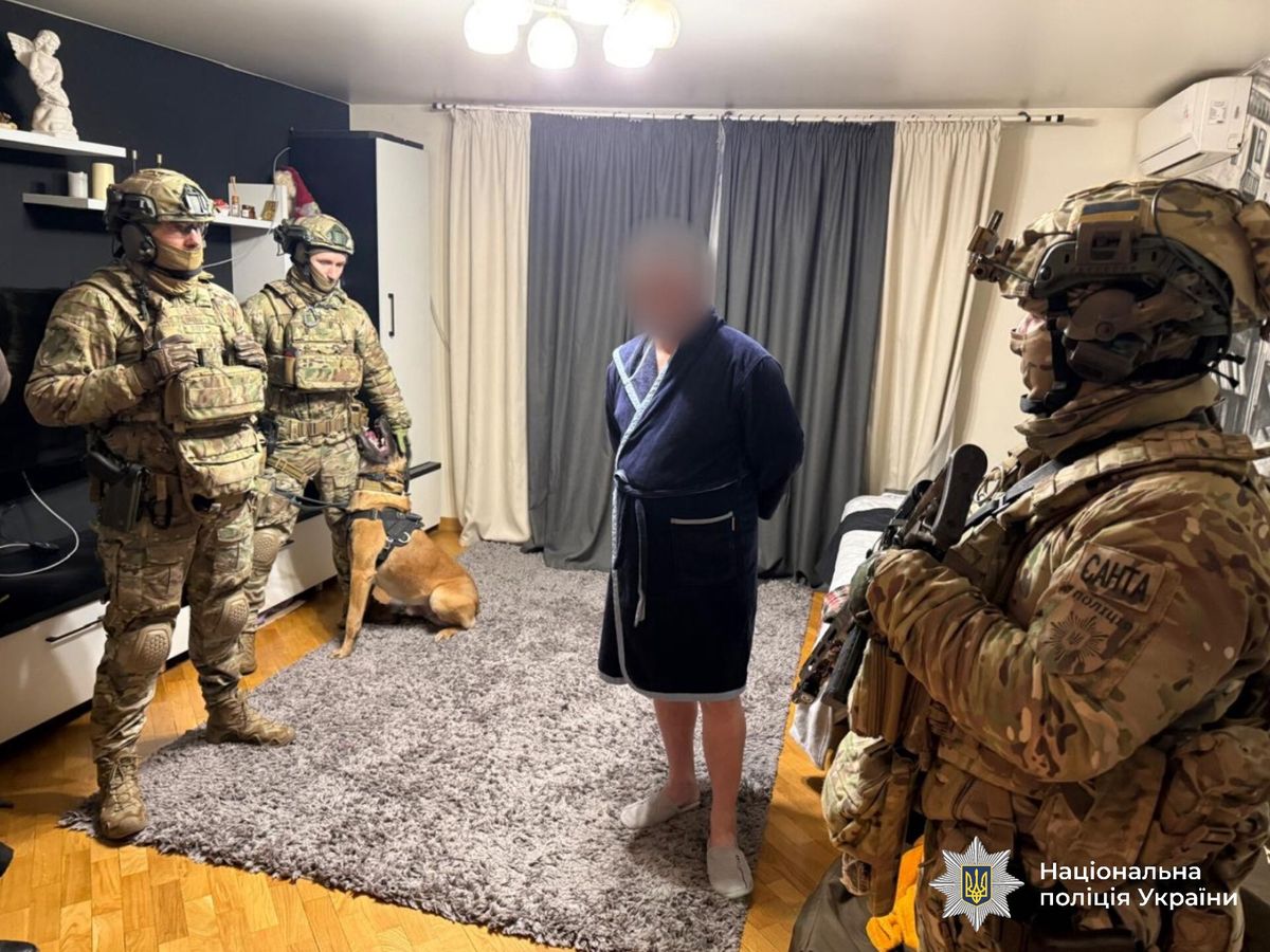 СБУ затримала аферистів, які привласнили квартиру померлої мешканки Франківська