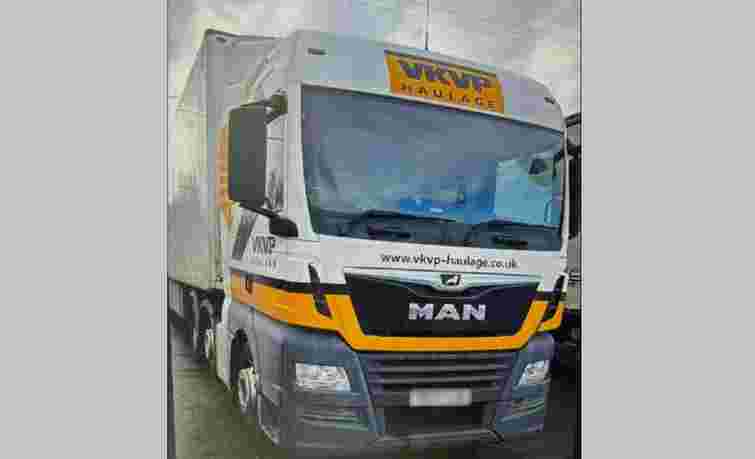 У Шегинях вилучили вантажівку MAN, яку везли під виглядом гуманітарки