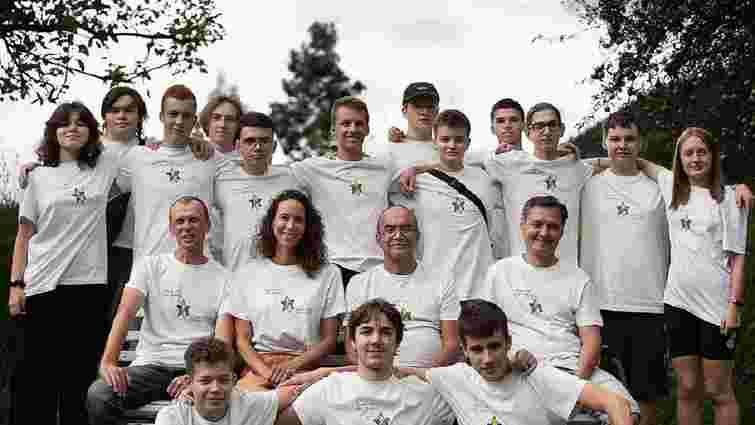 Програмування, дизайн, кібербезпека: для українських школярів організували безкоштовні курси