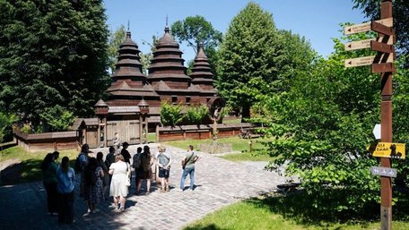 У Львові подорожчали вхідні квитки у Шевченківський гай