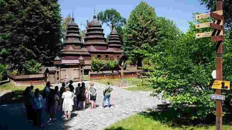 У Львові подорожчали вхідні квитки у Шевченківський гай