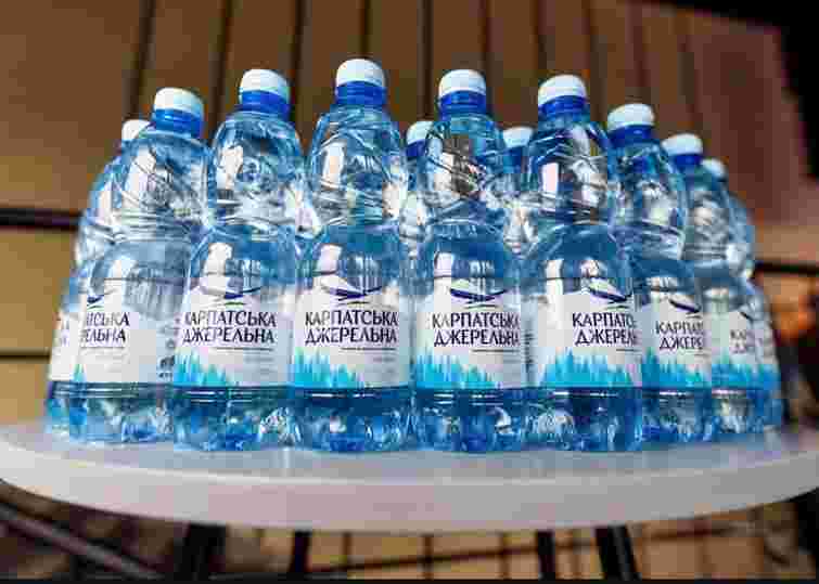 Власнику «Карпатської Джерельної» загрожує штраф за неправдиву інформацію на етикетках води