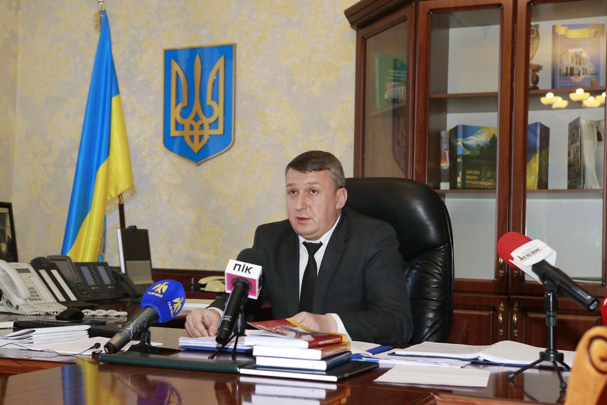 Суд обрав заставу підозрюваному в хабарництві екскерівнику прокуратури Прикарпаття 
