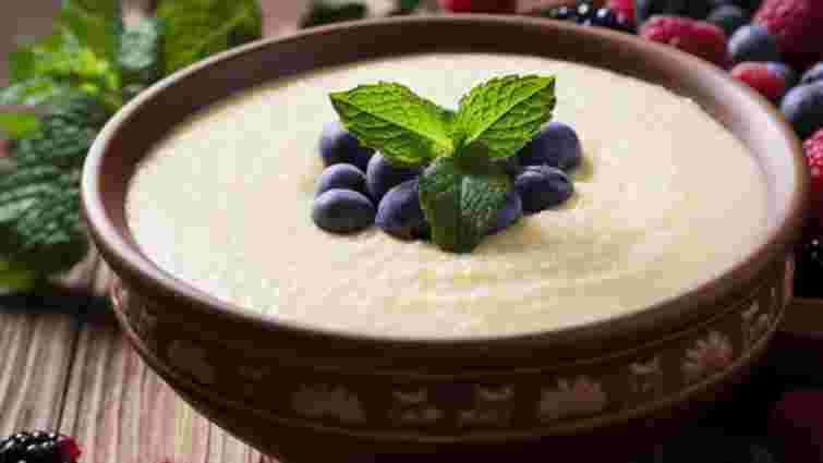 Спогади з дитинства: як варити манку, щоб каша була ідеально смачною