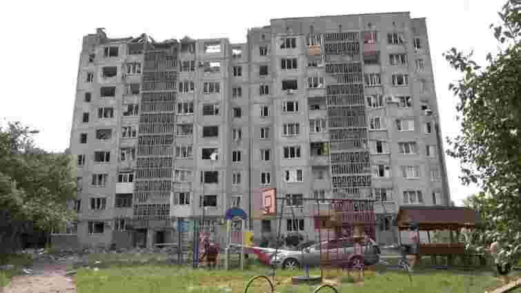 Пошкоджену ракетою багатоповерхівку в Луцьку повністю демонтують