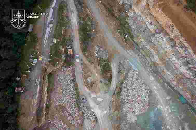 Директора заводу підозрюють у масштабному незаконному видобутку цеоліту на Закарпатті