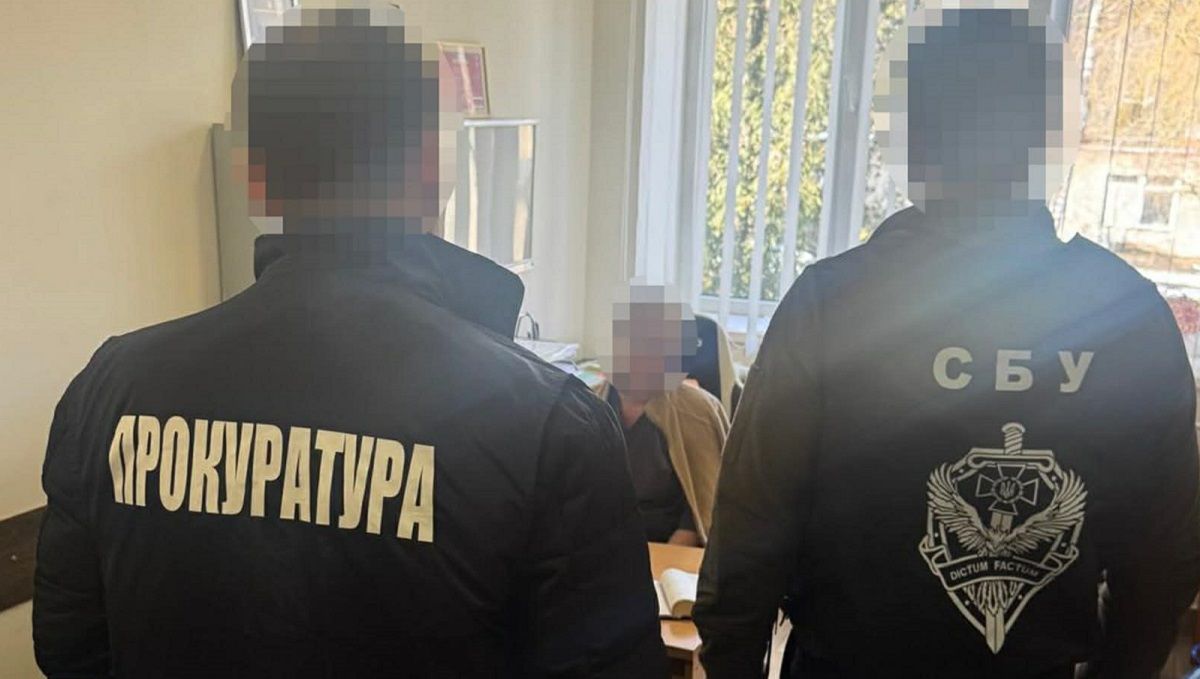 Двох медикинь Центру легеневого здоров'я затримали на хабарі за оформлення інвалідності