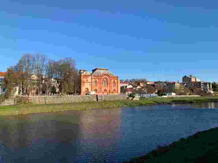 Петиція проти забудови набережної в Ужгороді за добу зібрала необхідні голоси