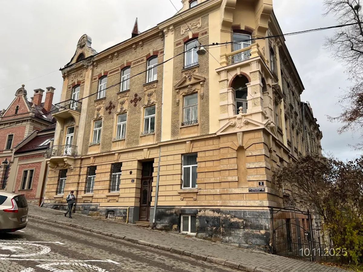 Підвал у памʼятці архітектури у Львові продали за 5,2 млн грн