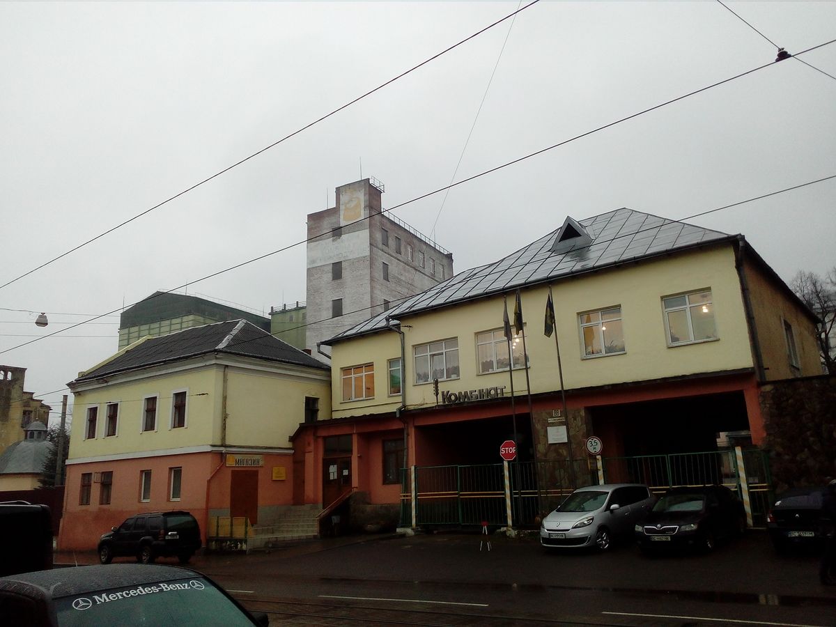 На території заводу у Львові виявили уламки ракети «Кинджал»