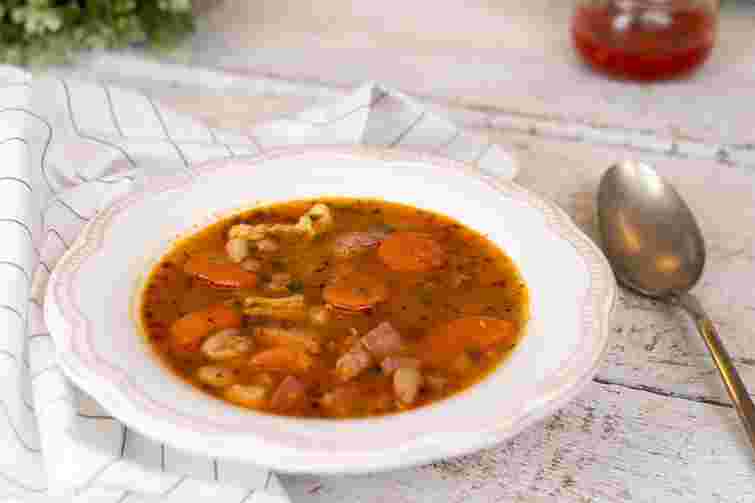 Морквяний суп із яловичиною. Рецепт дня