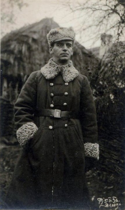 1916 (фото з Вікіпедії)