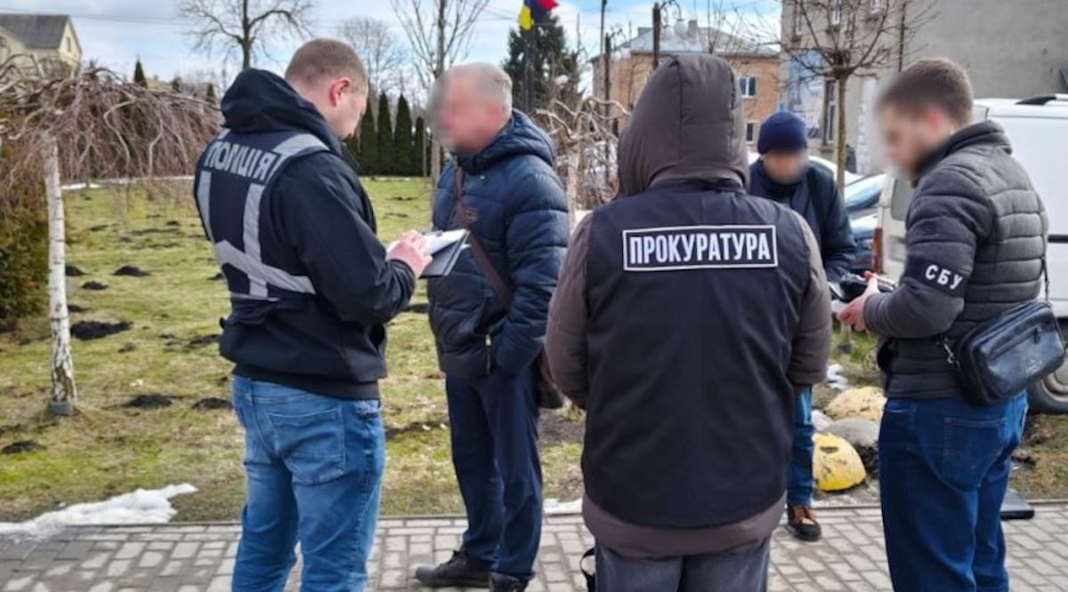 Львівського адвоката затримали через вимагання хабаря за вплив на посадовців